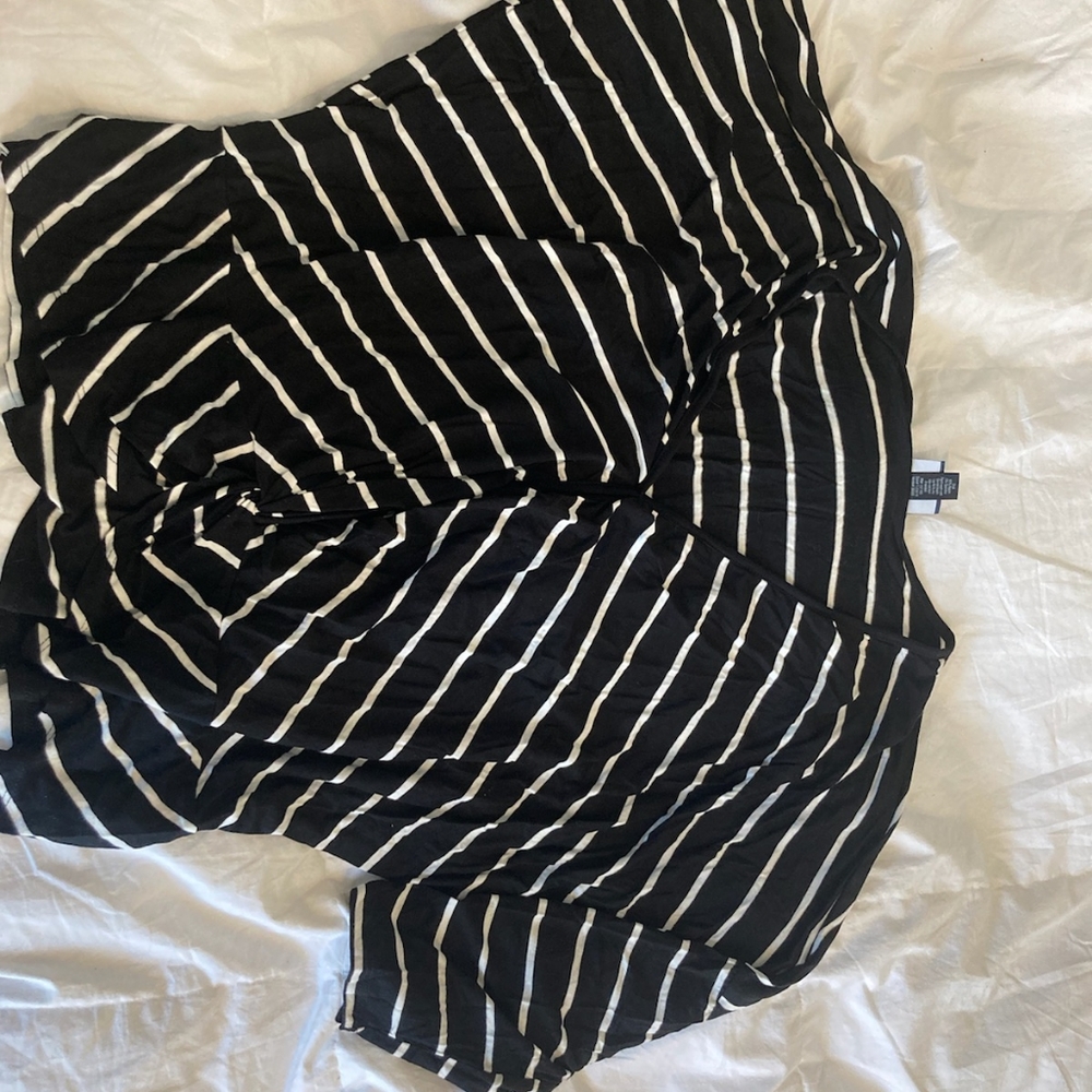 Blk and white striped Daytrip blouse XXL